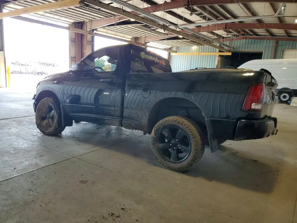 2015 RAM 1500 ST  