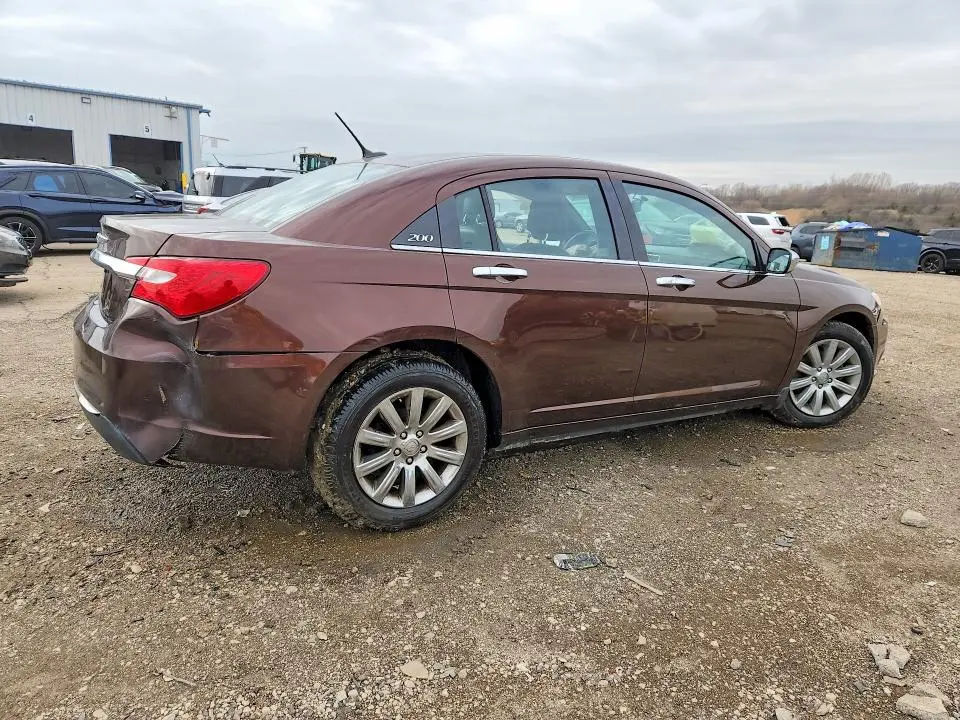2013 CHRYSLER 200 LIMITED  