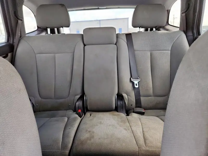 2010 HYUNDAI SANTA FE GLS  