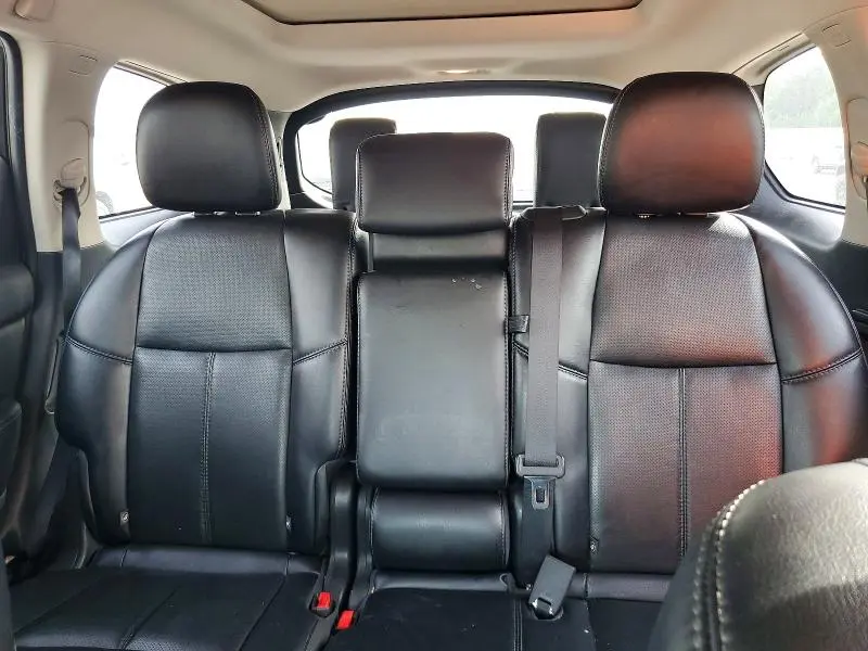2016 NISSAN PATHFINDER PLATINUM  