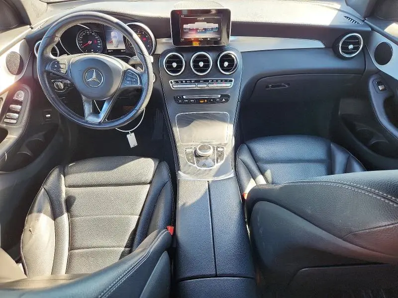 2019 MERCEDES-BENZ GLC 300  