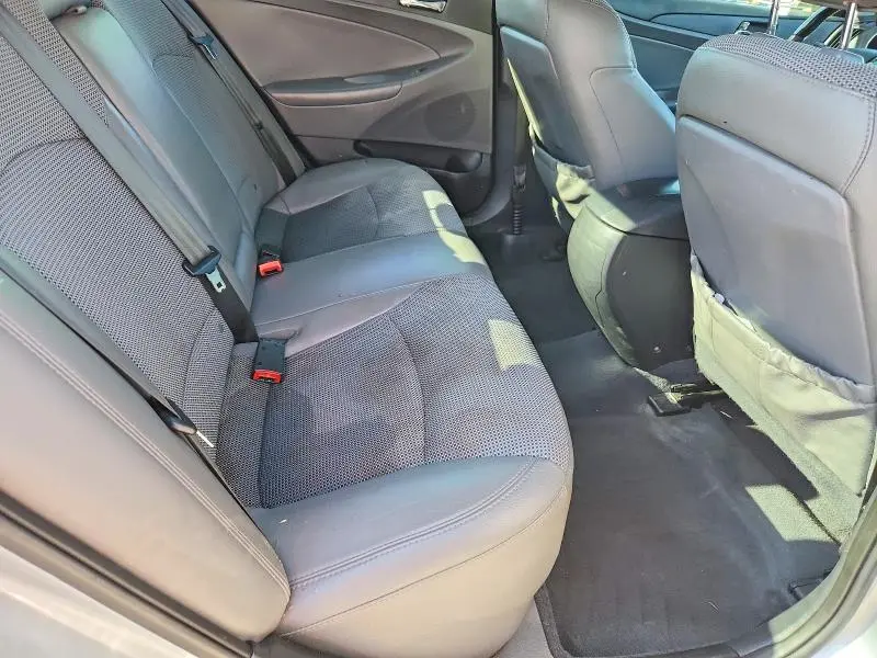 2013 HYUNDAI SONATA SE 2.0T  