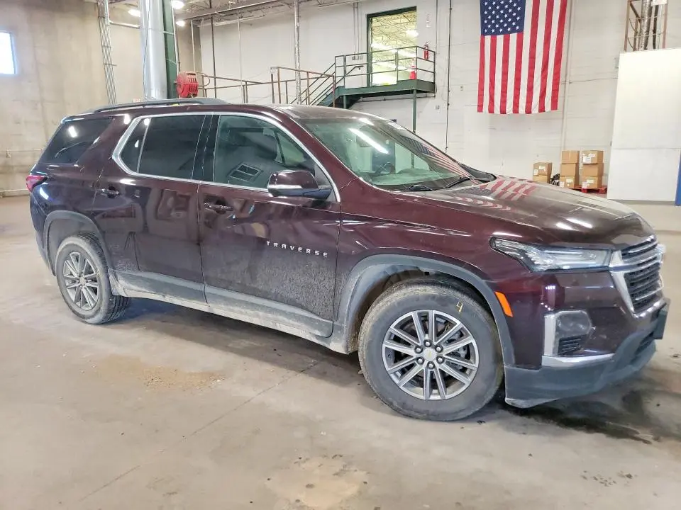 2023 CHEVROLET TRAVERSE LT  