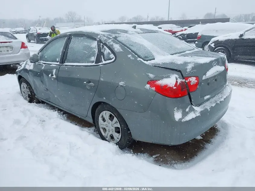 2010 HYUNDAI ELANTRA GLS