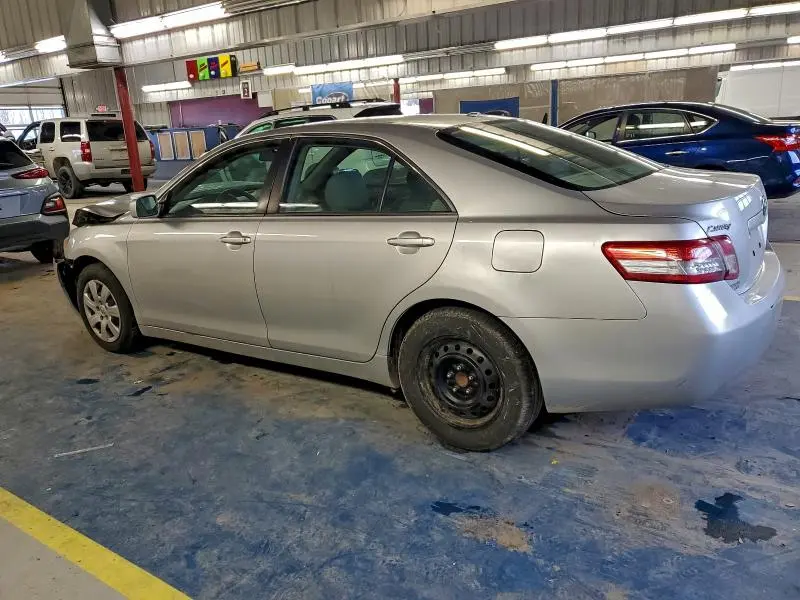 2010 TOYOTA CAMRY BASE  