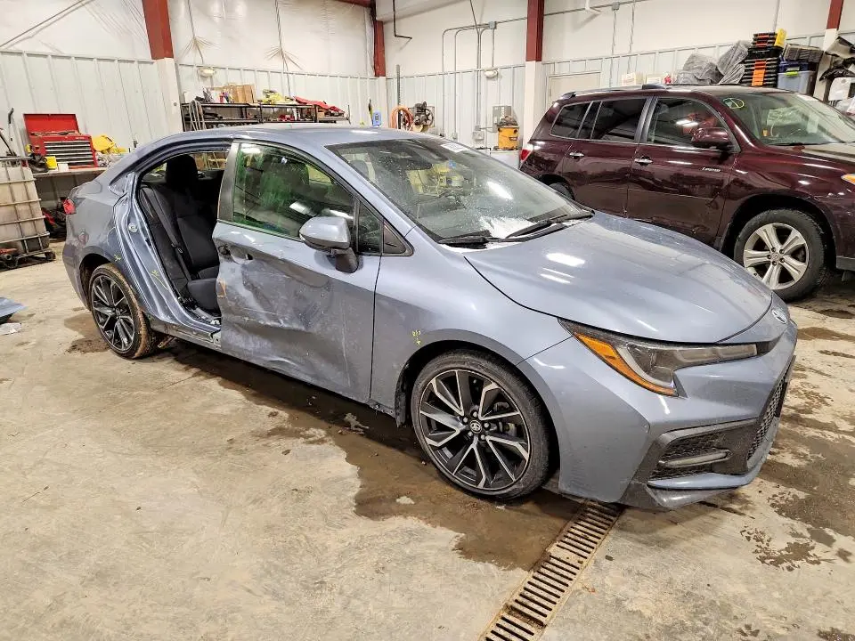 2021 TOYOTA COROLLA SE  