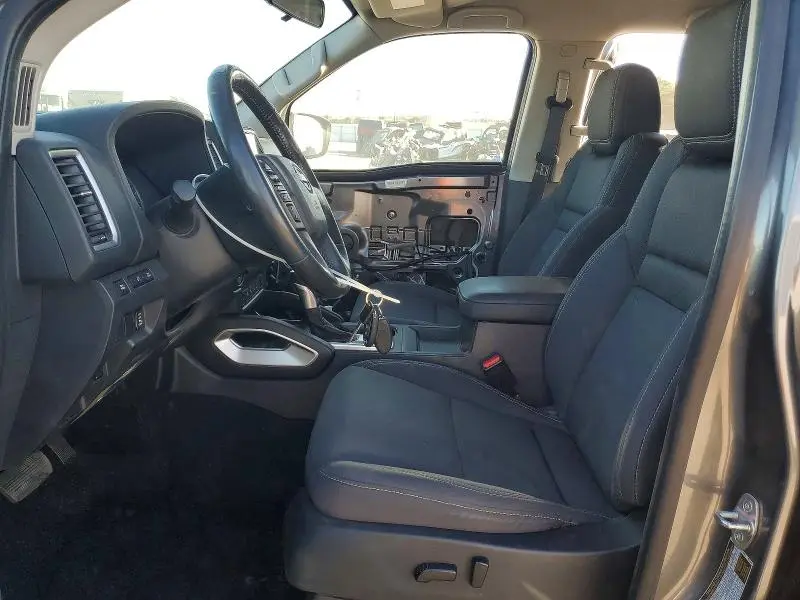 2022 NISSAN FRONTIER SV  