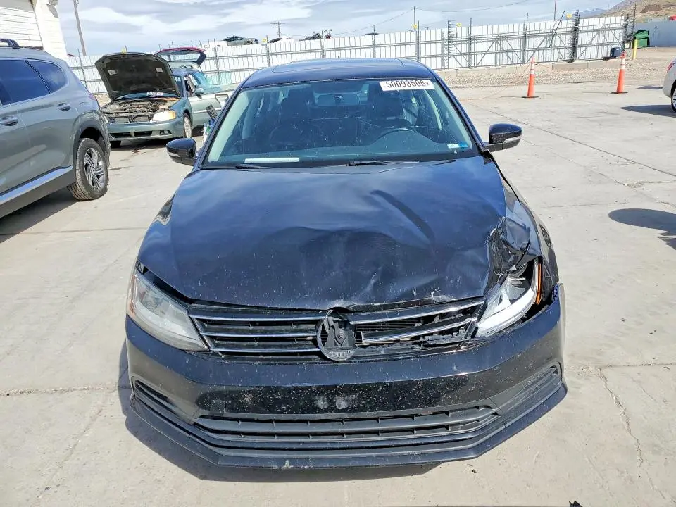 2017 VOLKSWAGEN JETTA SE  