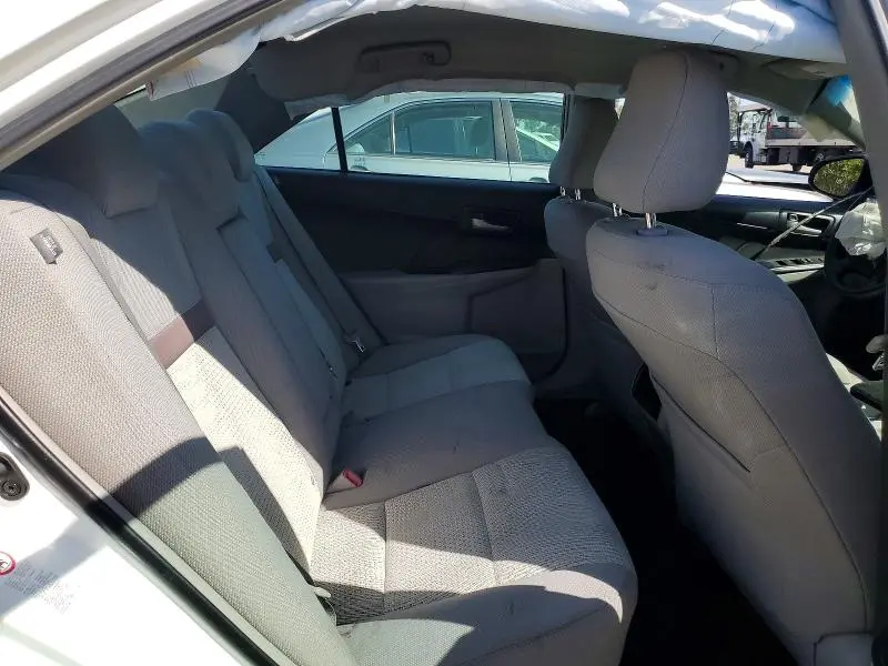 2014 TOYOTA CAMRY LE  