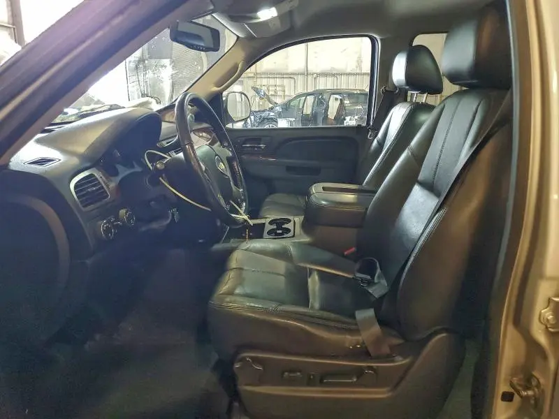 2013 CHEVROLET AVALANCHE LT  