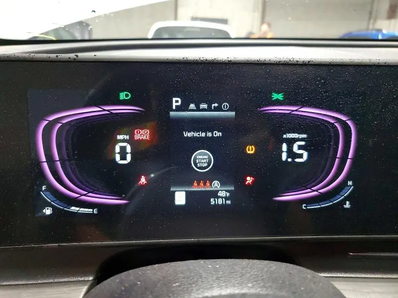 2025 KIA SPORTAGE X-LINE  