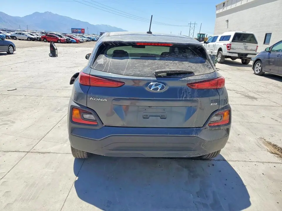 2019 HYUNDAI KONA SE  