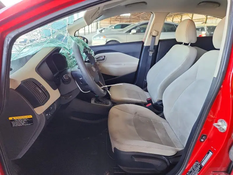 2013 KIA RIO LX  