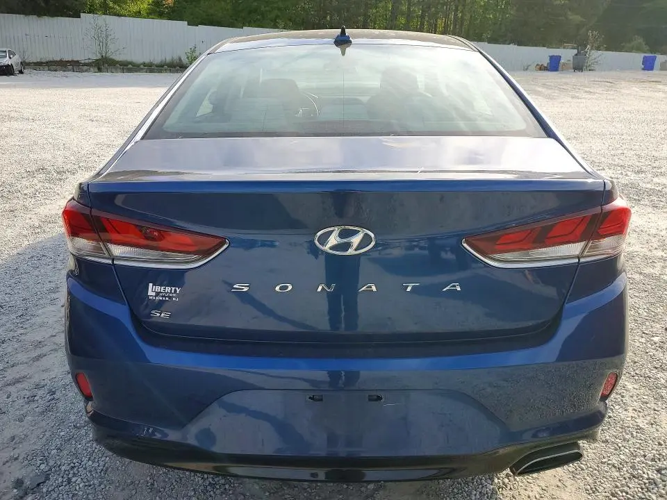2018 HYUNDAI SONATA SE  
