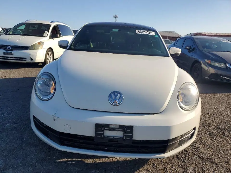 2012 VOLKSWAGEN BEETLE   