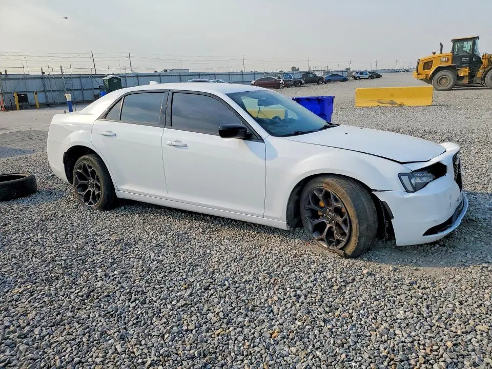 2019 CHRYSLER 300 TOURING  