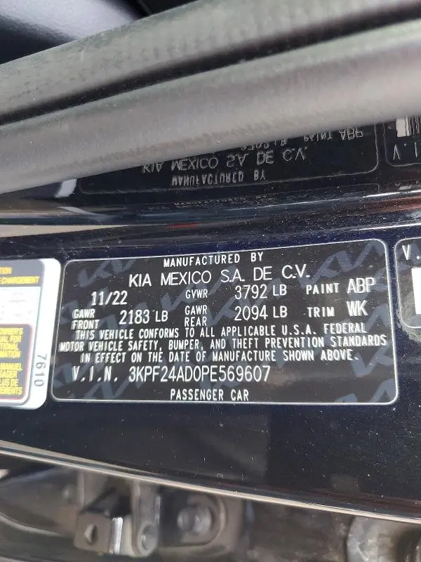 2023 KIA FORTE LXS  