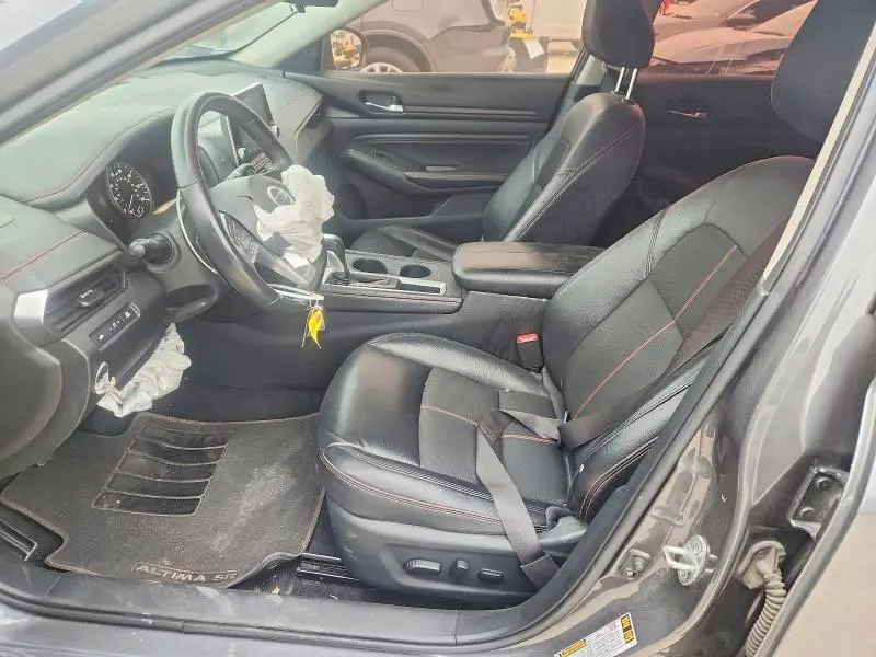 2021 NISSAN ALTIMA SR  