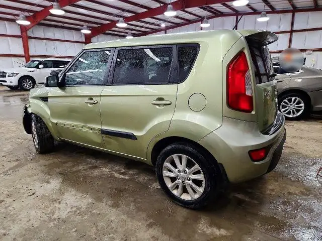 2013 KIA SOUL +  