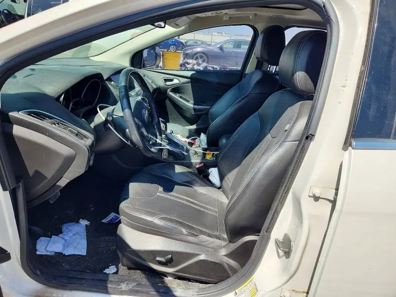 2012 FORD FOCUS TITANIUM  