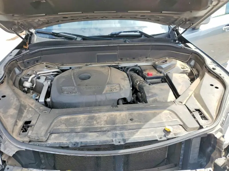 2018 VOLVO XC90 T6  