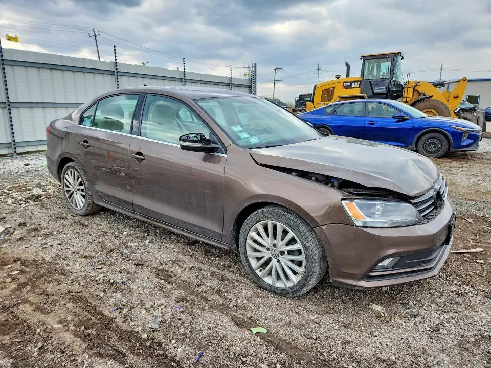 2015 VOLKSWAGEN JETTA SE  