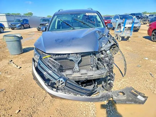 2016 VOLKSWAGEN TIGUAN S  