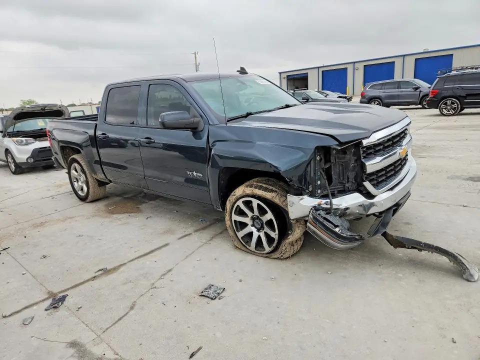 2017 CHEVROLET SILVERADO K1500 LT  
