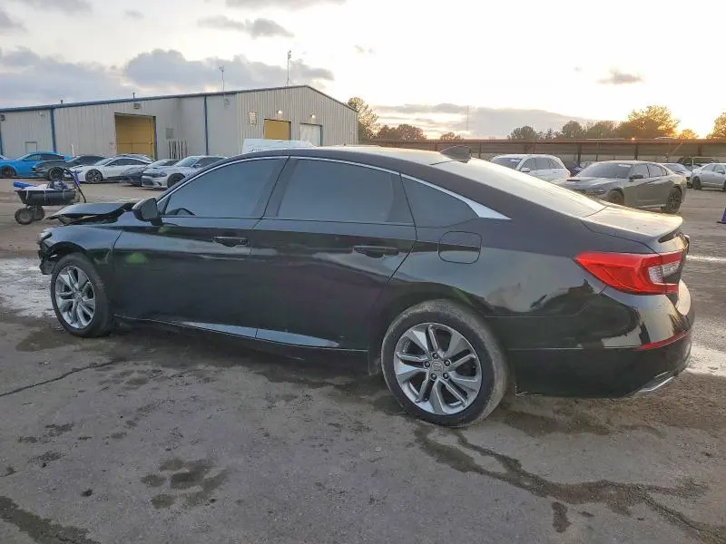 2018 HONDA ACCORD LX  