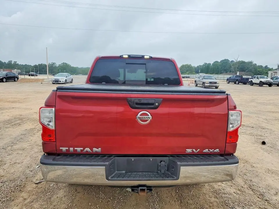 2017 NISSAN TITAN S  