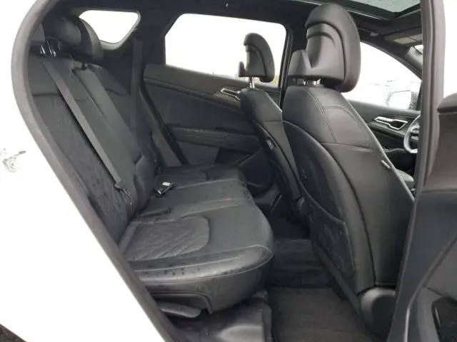 2025 KIA SPORTAGE X-PRO  