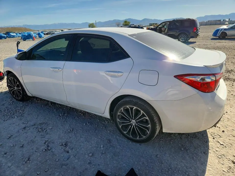 2015 TOYOTA COROLLA S PLUS  