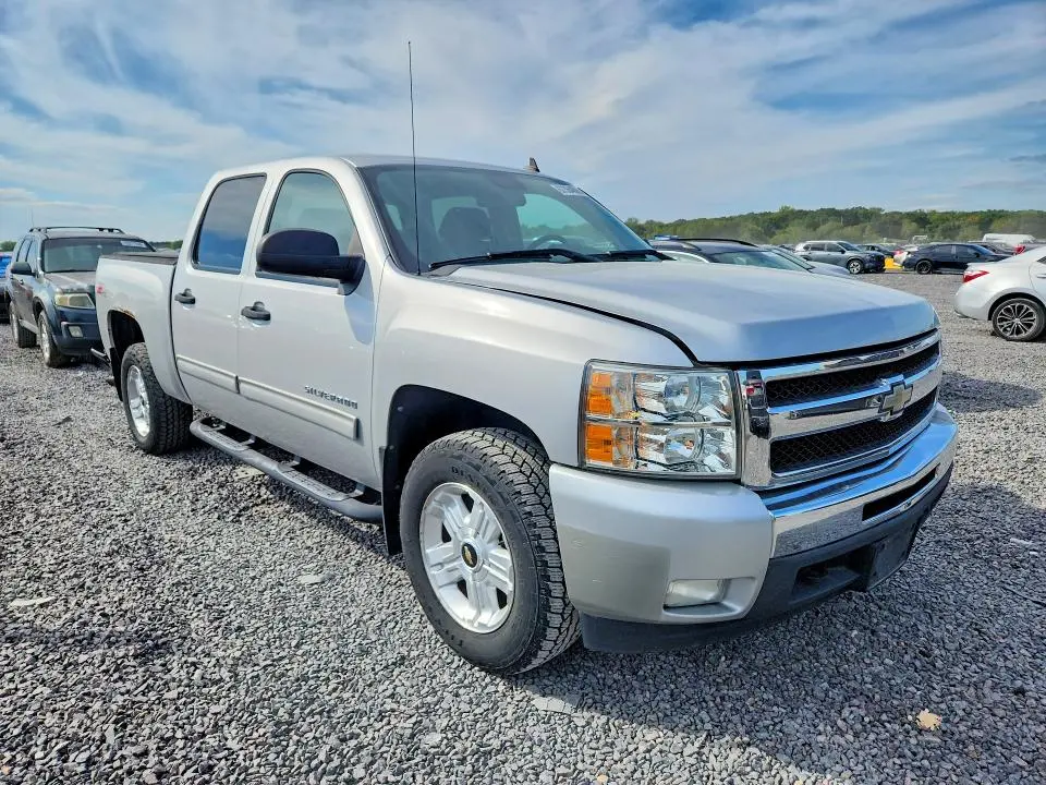 2010 CHEVROLET SILVERADO K1500 LT  