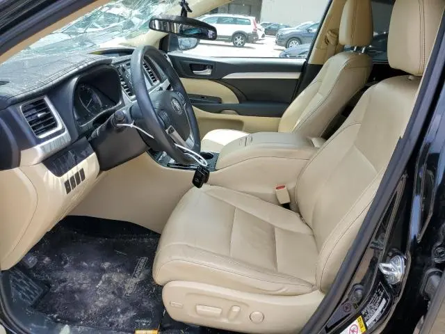 2016 TOYOTA HIGHLANDER XLE  