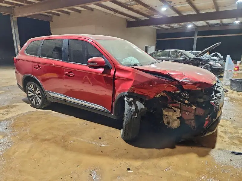 2019 MITSUBISHI OUTLANDER SE  