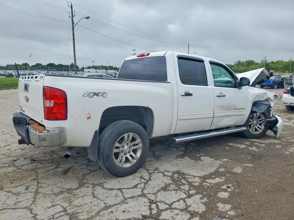 2011 CHEVROLET SILVERADO K1500 LT  