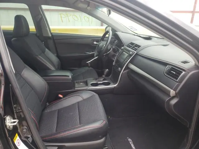 2015 TOYOTA CAMRY LE