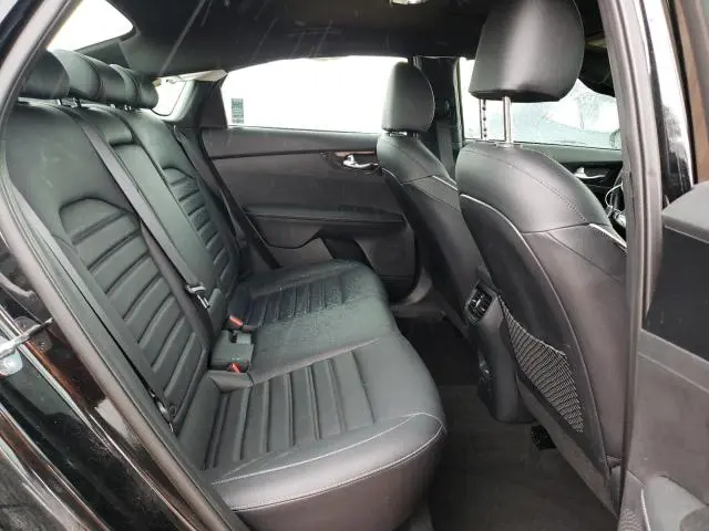 2024 KIA FORTE GT LINE  