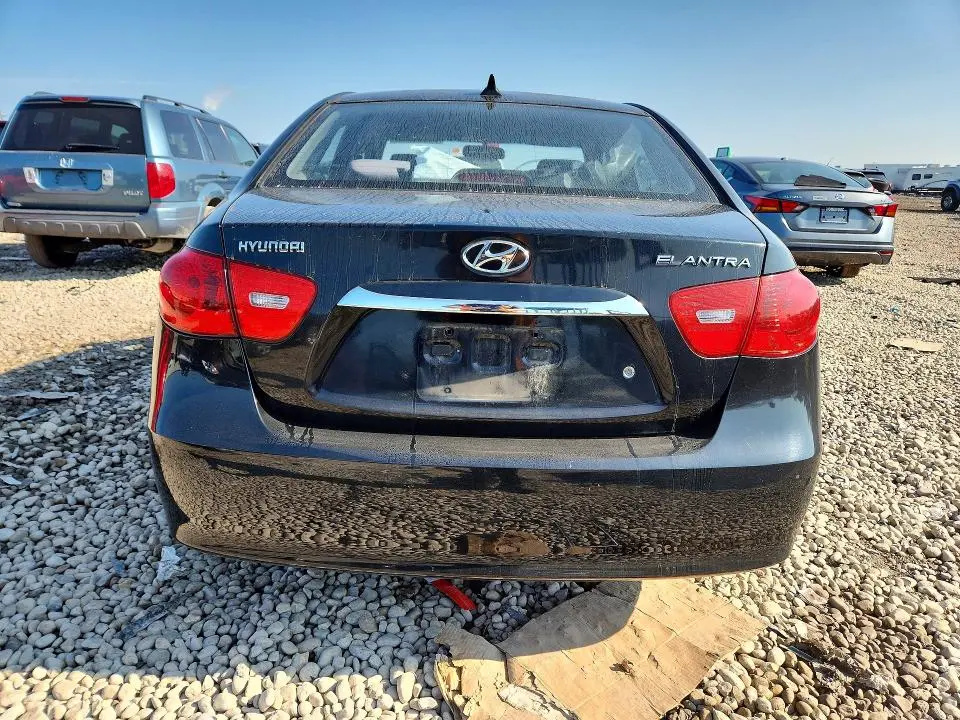 2010 HYUNDAI ELANTRA SE  