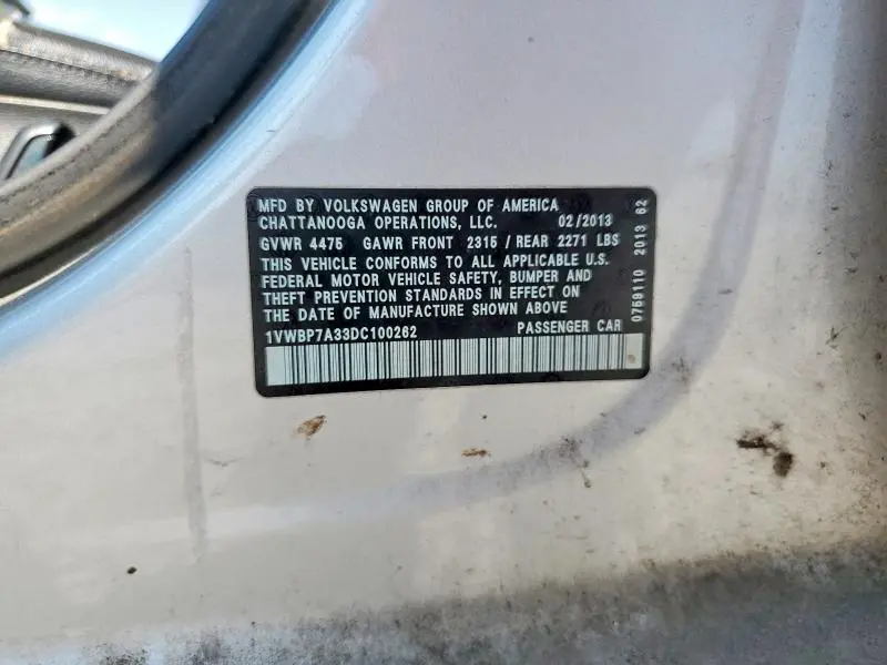 2013 VOLKSWAGEN PASSAT SE  