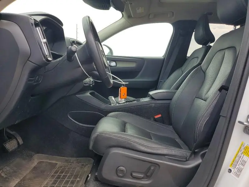 2019 VOLVO XC40 T5 INSCRIPTION  