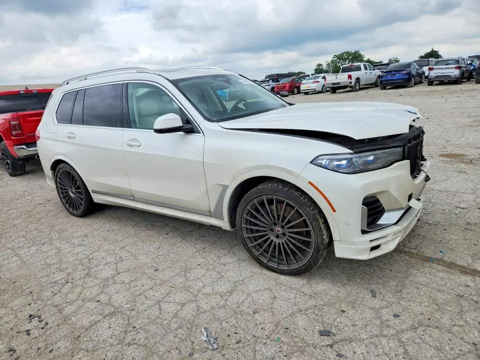 2022 BMW X7 ALPINA XB7  