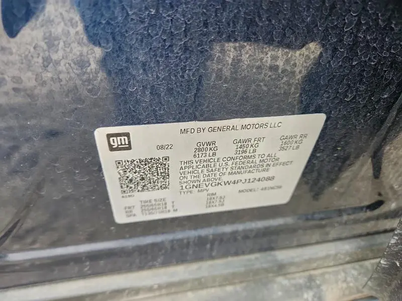 2023 CHEVROLET TRAVERSE LT  