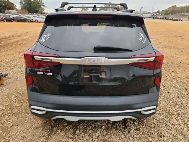 2023 KIA SELTOS S  