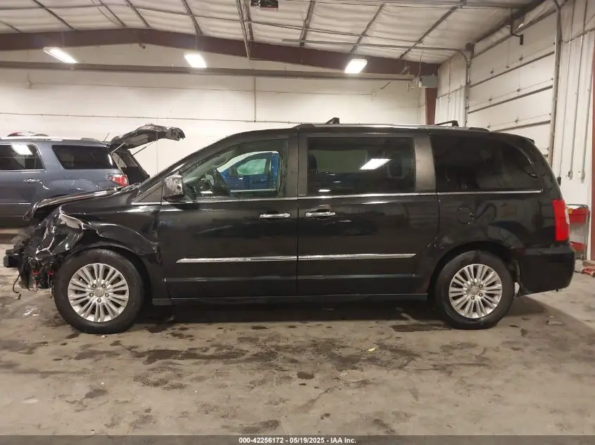 2012 CHRYSLER TOWN & COUNTRY LIMITED