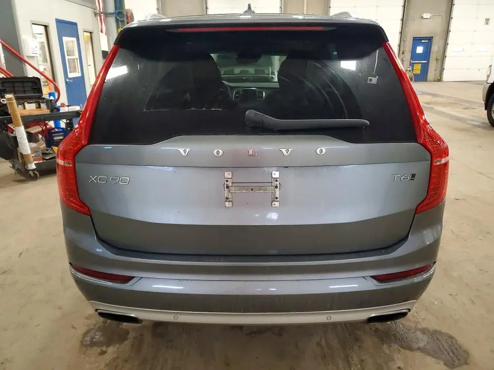 2020 VOLVO XC90 T6 MOMENTUM  