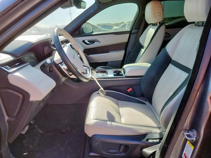 2018 LAND ROVER RANGE ROVER VELAR R-DYNAMIC SE  