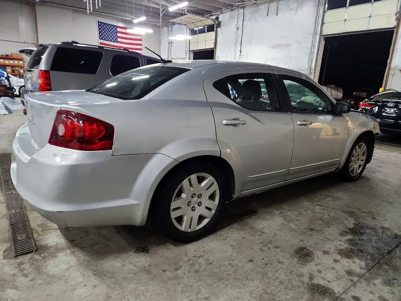 2012 DODGE AVENGER SE  