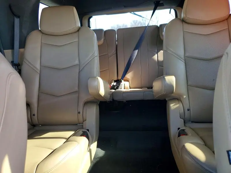 2020 CADILLAC ESCALADE PLATINUM  