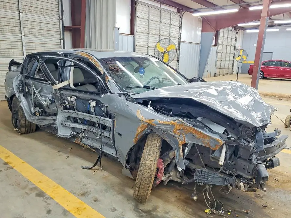 2015 INFINITI Q70L 5.6  